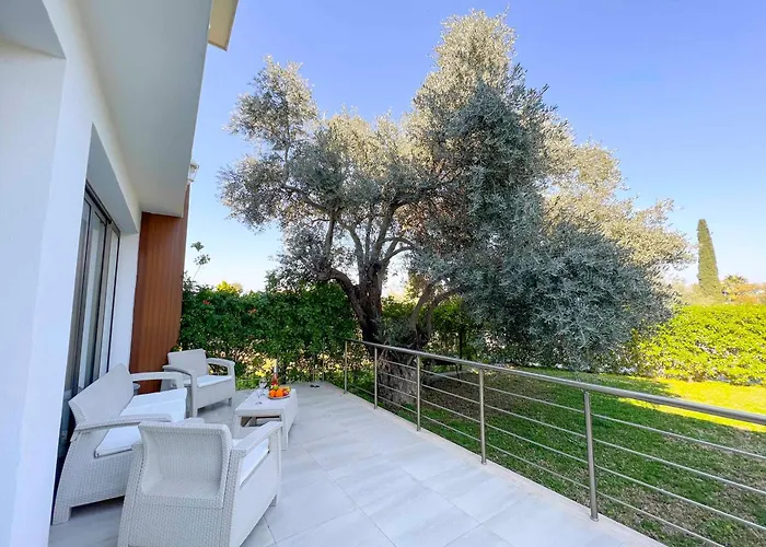 Olive Branch By Holidaykeys Appartement Agios Georgios (Kyrenia)